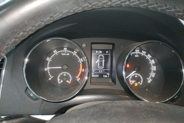 Used Skoda Yeti 2014 1.8TSI DSG Polar Edition