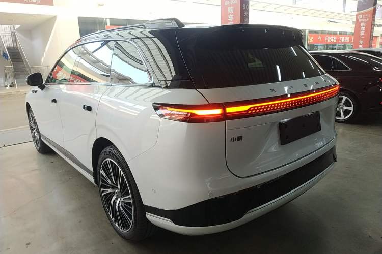 Used XPeng G9 2025 625 Long-Range Max Exterior 3