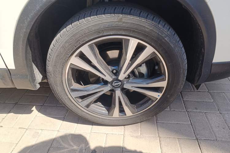 Used Nissan Qashqai 2023 Classic 2.0L CVT XV+ Leading Edition Right Front Wheel Hub