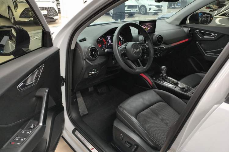 Used Audi Q2L 2021 35 TFSI Fashion Dynamic Model Driver Seat