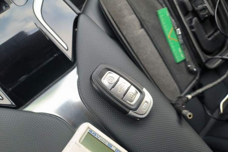 Used Hongqi E-QM5 2023 Revised Version Basic Travel Edition
