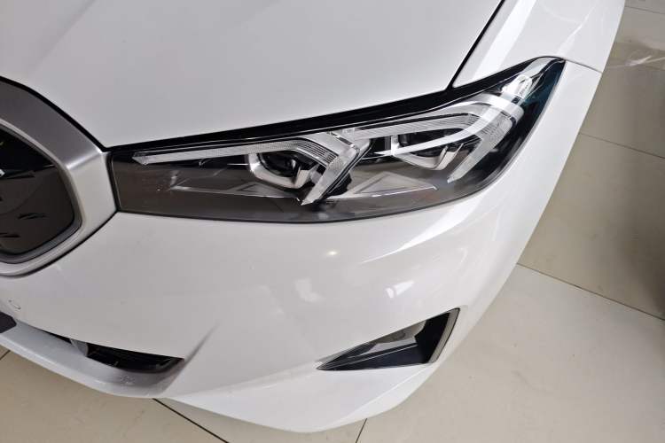 Used BMW i3 2022 eDrive 35 L
