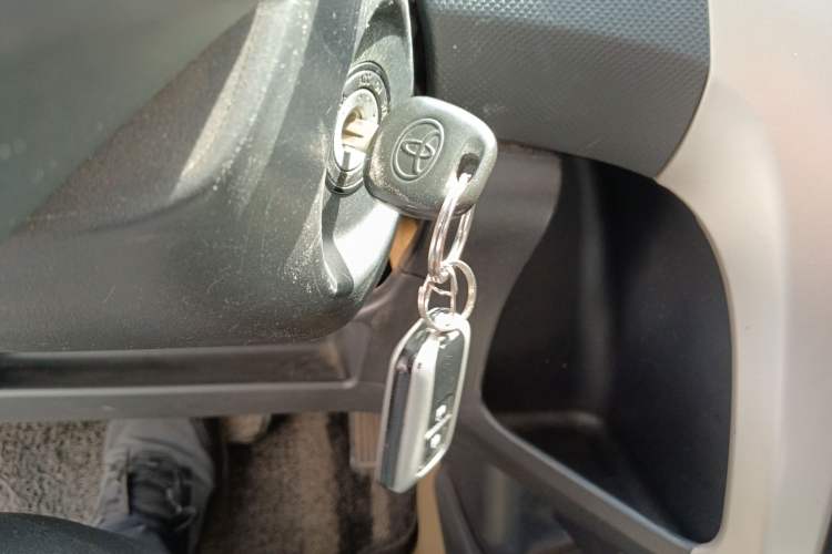 Used Toyota Yaris 2011 1.6E Automatic Charm Edition Vehicle Key