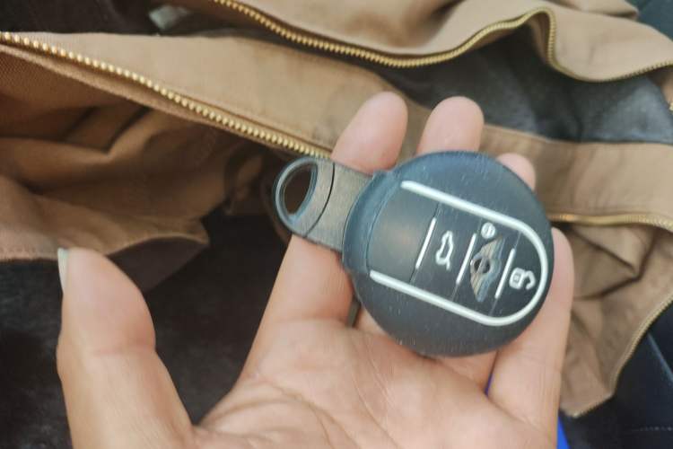 Used MINI 2016 1.2T ONE Five-Door Edition Vehicle Key