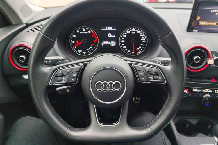Used Audi A3 2020 Limousine 40 TFSI Sporty Version China VI Steering Wheel