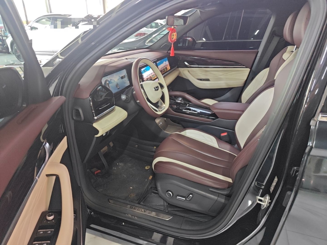 Geely Auto Monjaro L 2021 2.0TD DCT EVO Two-Wheel Drive Prestige Version — снимка 18