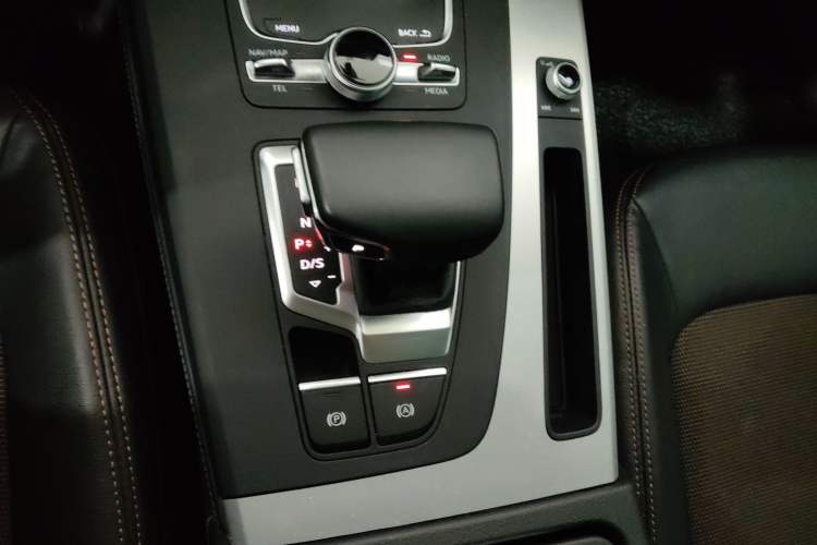 Used Audi Q5L 2018 40 TFSI Prestige Fashion Edition China VI
