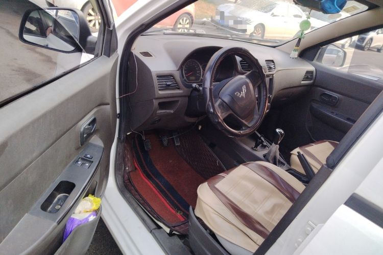 Used Wuling Hongguang 2015 1.5L S Base Model China IV