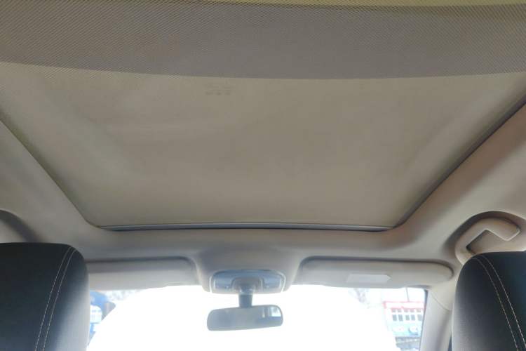 Used BYD Song 2016 Gaishi Edition 1.5TID Automatic Luxury Model
