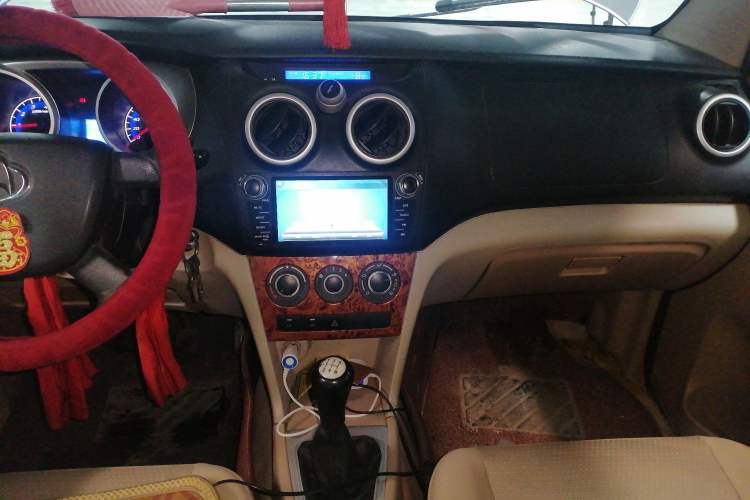 Used CHANGAN KAICHENG Ounuo S 2012 1.3L Standard Version Audio And AC Panel