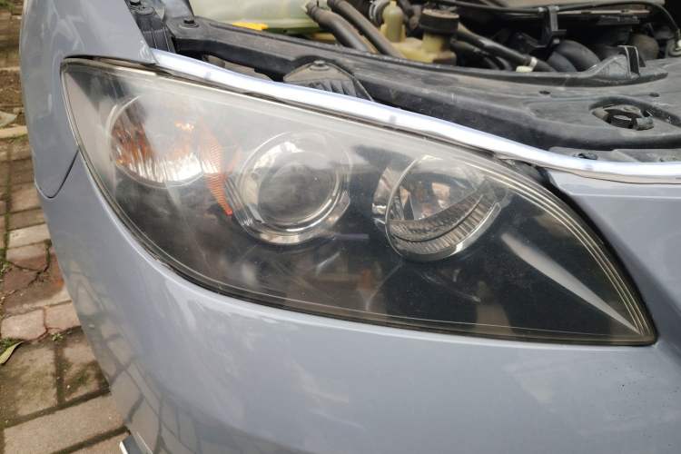 Used Mazda 3 2010 1.6L Manual Classic Stylish Version
