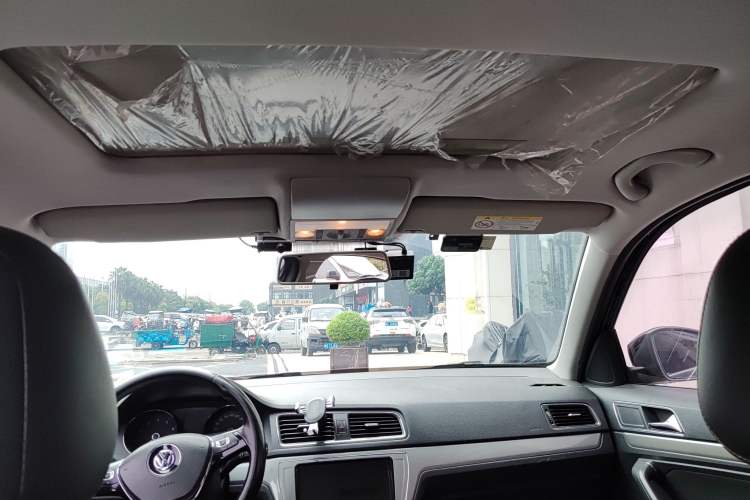 Used Volkswagen Lavida 2017 230TSI DSG Comfort Edition Headliner