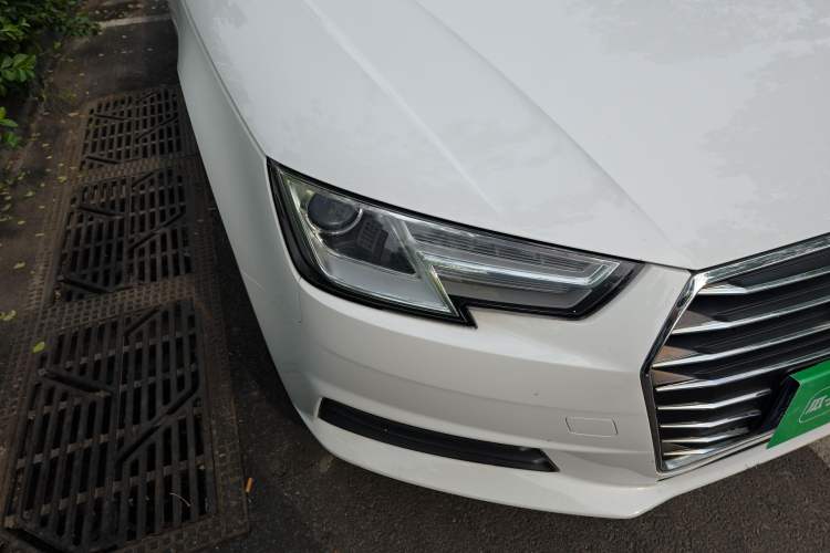 Used Audi A4L 2017 40 TFSI Ambition Edition Right Front Headlight