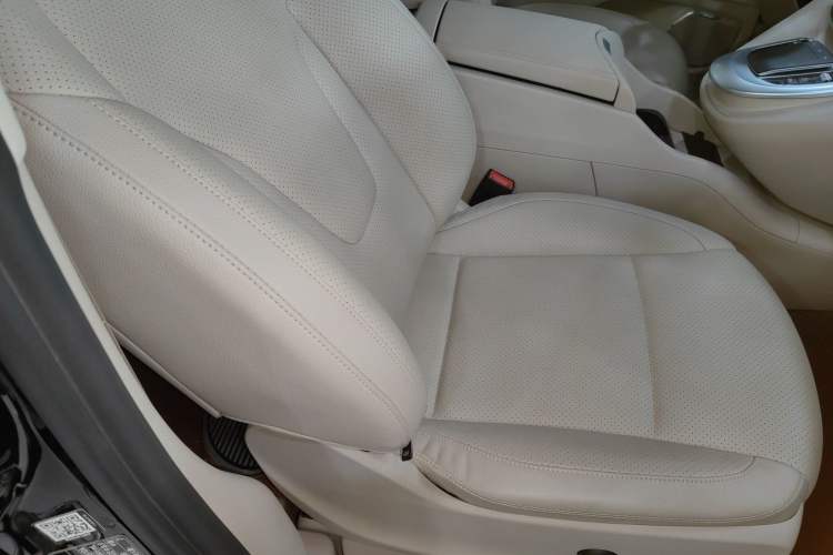 Used Mercedes-Benz V-Class 2021 V 260 Prestige Edition