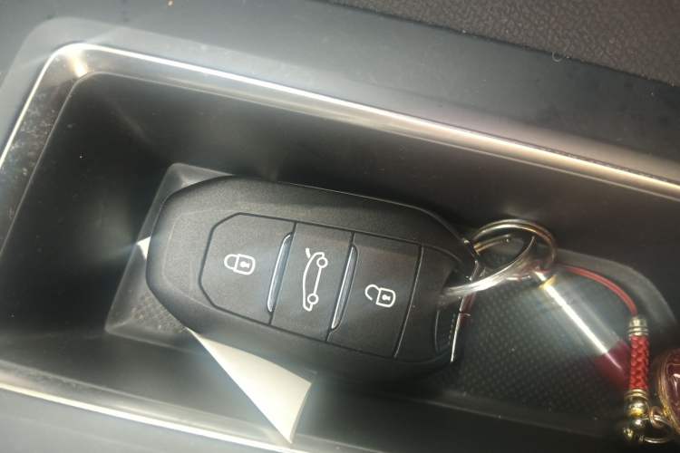 Used Peugeot 5008 2023 400THP Passionate Full-Seat Edition 7 Seats
