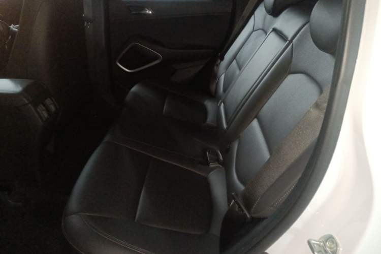 Used Hyundai ix35 2019 2.0L Automatic 2WD Zhiyong·Changxiang Edition China V Standard Left Rear Seat