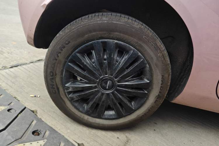 Used Geely Galaxy Panda 2024 Panda Mini 200km Endurance Bear
