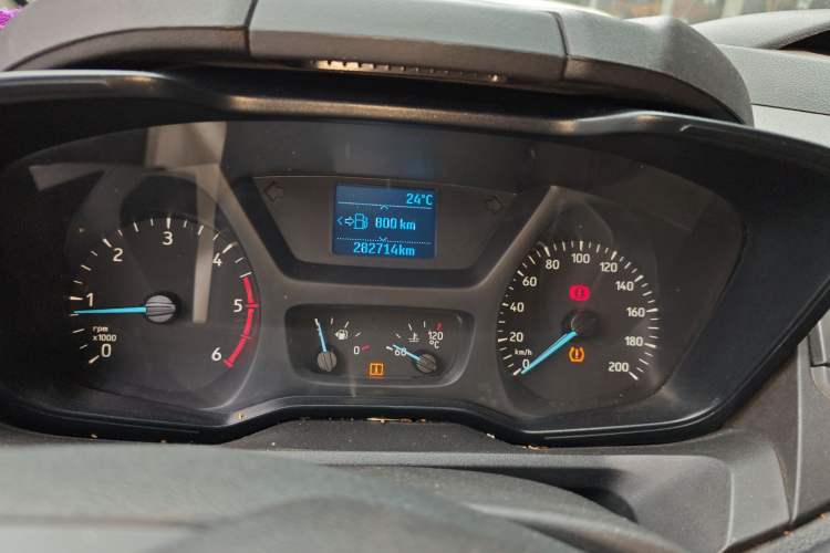 Used Ford Transit 2019 2.0T Diesel Commercial & Travel Short Wheelbase Low-Roof 9-Seater China VI Odometer Close Up