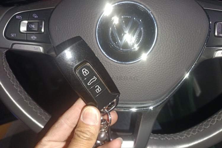 Used Volkswagen Touareg 2020 2.0 TSI RuiShang Edition China VI Standard
