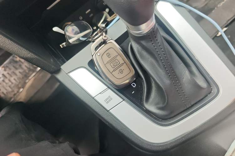 Used Hyundai Elantra (6th Generation / Lingdong) 2016 1.6L Automatic ZhiXuan – Elite Version Vehicle Key