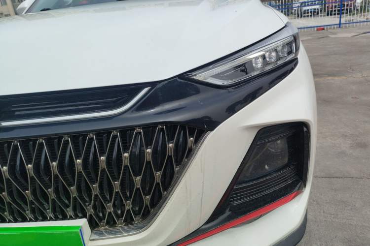 Used CHANGAN OSHAN X7 PLUS 2022 1.5T Blue Whale Edition Automatic Prestige Version Left Front Headlight