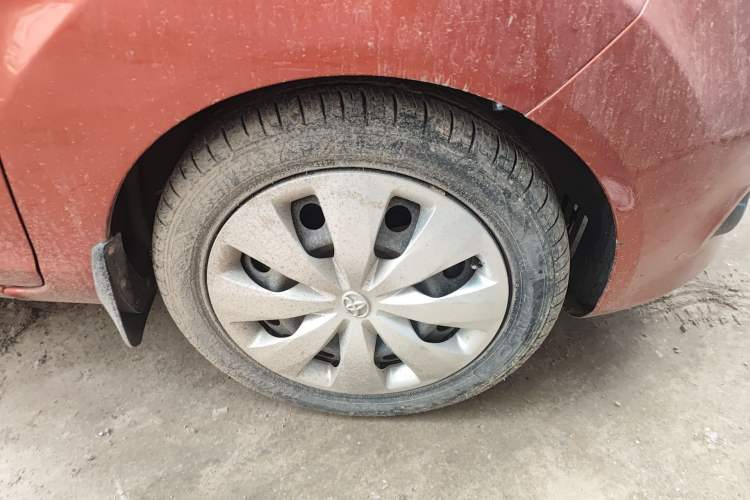 Used Ford Fiesta 2011 Hatchback 1.5L Manual Fashion Edition Right Front Wheel Hub