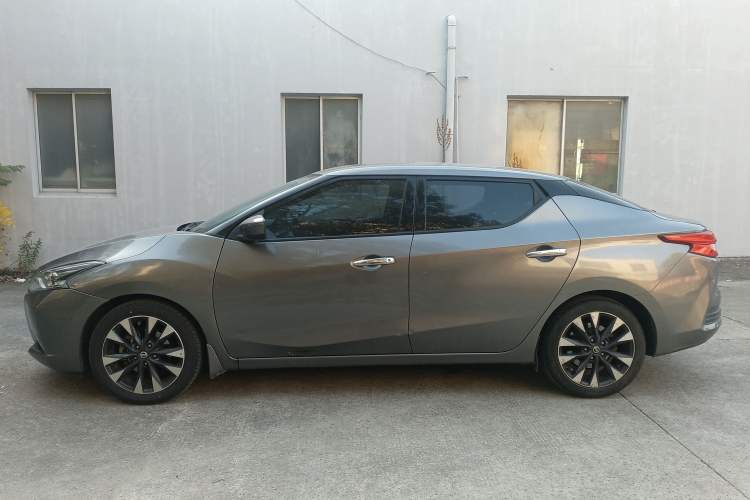 Used Nissan Lannia 2016 1.6L CVT Smart Cool Edition
