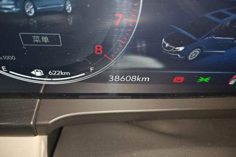 Used Buick GL8 2022 ES Landtrek 653T Comfort Edition Odometer Close Up