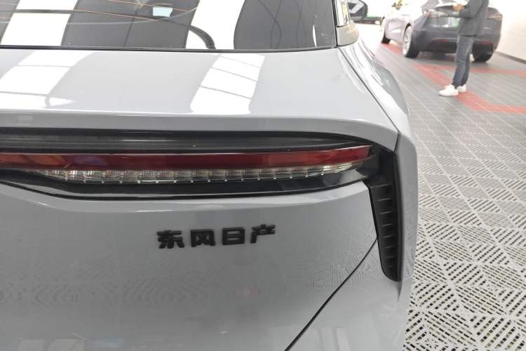 Used Venucia V DD-i 2024 110km iE Joy Ride Edition Right Rear Taillight