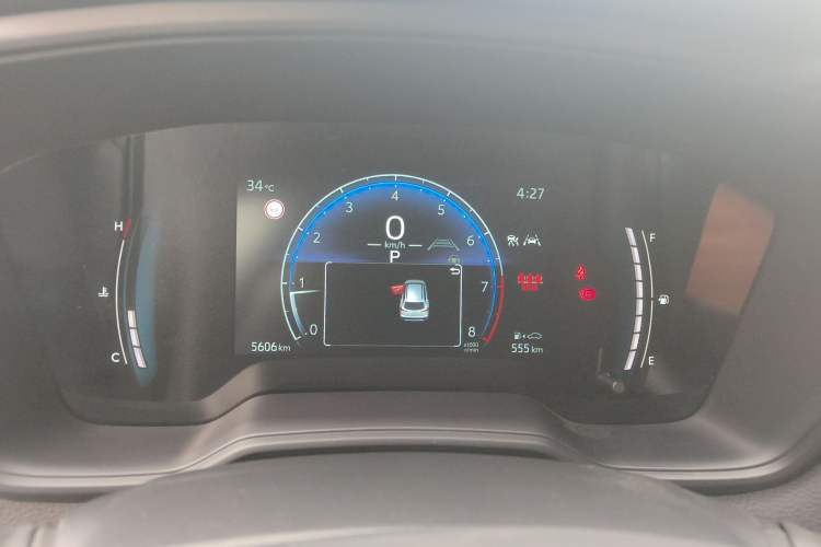 Used Toyota Corolla Cross 2024 2.0L Pioneer Edition
