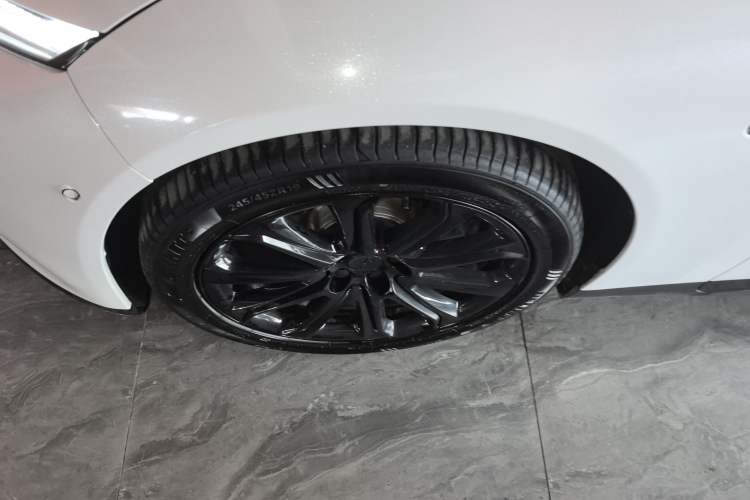 Used XPeng P7 2022 670N+ Exterior 4