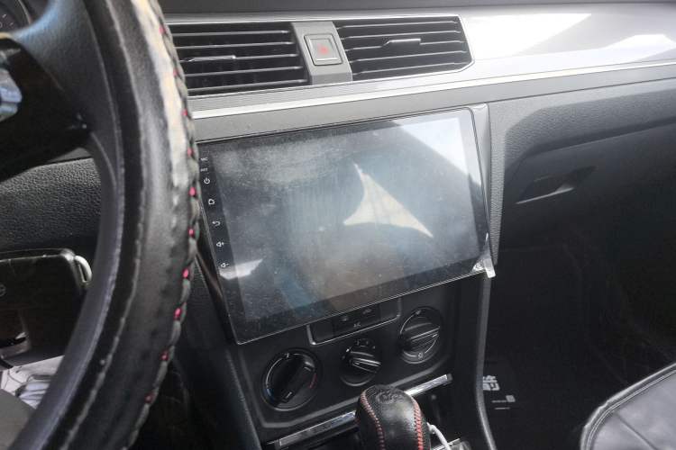 Used Volkswagen Bora 2018 1.5L Automatic Fashion Model