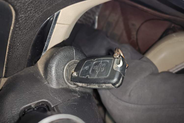 Used Geely Auto Classic Emgrand 2013 Sedan 1.5L Manual Elite Model Vehicle Key