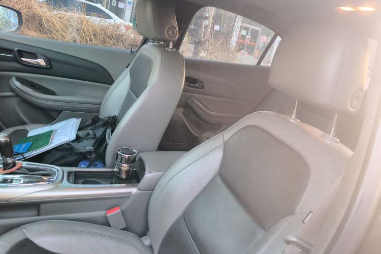 Used Chevrolet Malibu 2012 2.0L Automatic Luxury Edition Left Front Seat