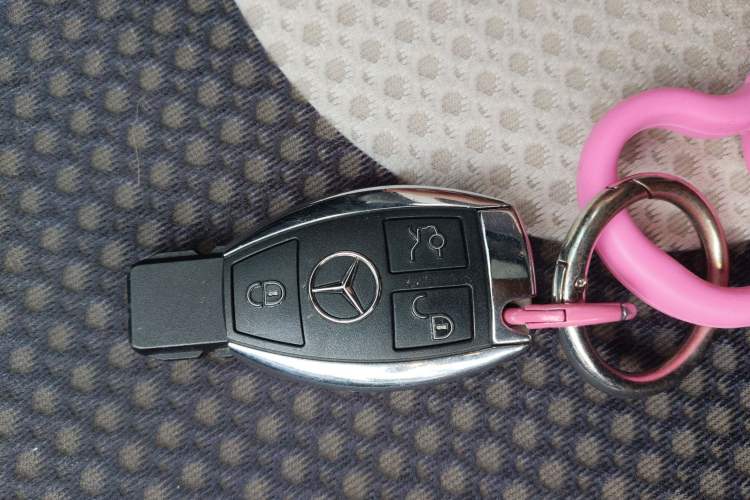 Used Mercedes-Benz GLC 2019 GLC 200 L 4MATIC Vehicle Key