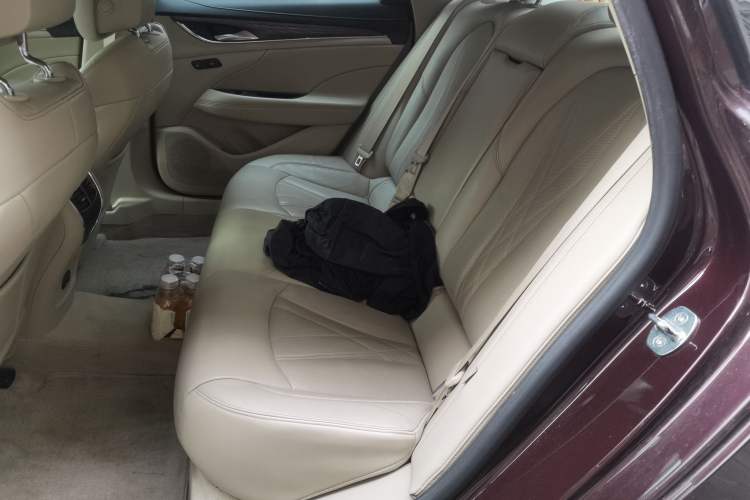 Used Buick LaCrosse 2018 28T Avenir
