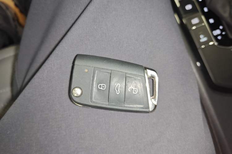 Used Volkswagen Tiguan L New Energy 2022 430 PHEV Plug-in Hybrid Flagship Edition Vehicle Key