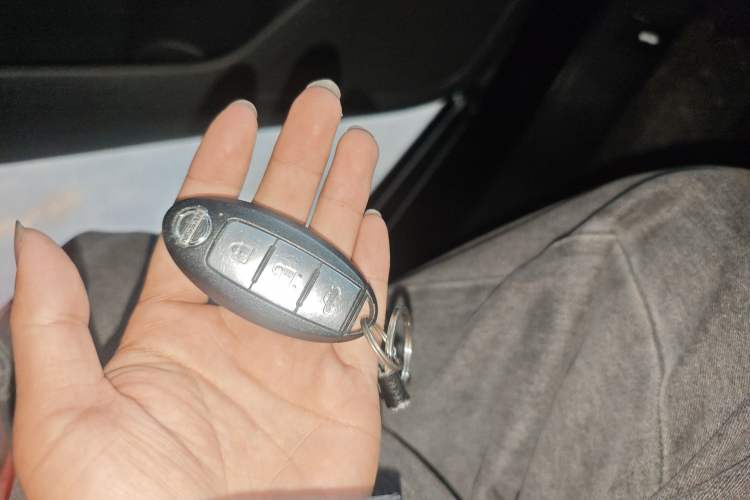 Used Nissan Teana 2021 2.0L XL Upper AD1 Smart Drive & Navigation Edition Vehicle Key