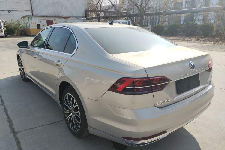 Used Volkswagen Phideon 2019 380TSI Two-Wheel Drive Business Edition China VI Standard