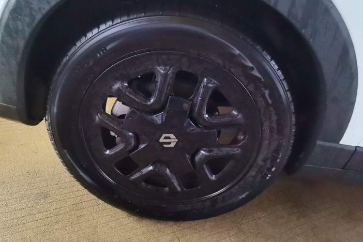 Used Leapmotor T03 2025 310 Comfort Edition Left Front Wheel Hub