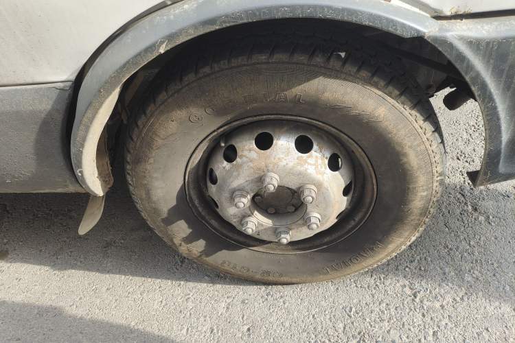 Used Iveco Power Daily 2013 2.5T-A37 Dual-Purpose High-Roof Van