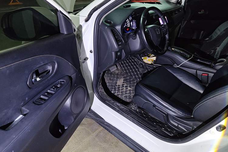 Used Honda Vezel 2018 1.5L CVT 2WD Technology Elite Model
