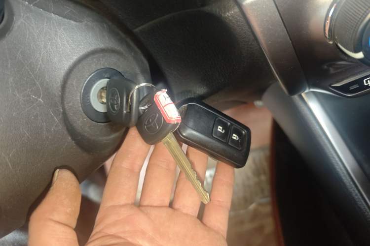 Used Toyota YARiS L Zhi Xuan 2014 1.3E Automatic Charm Edition
