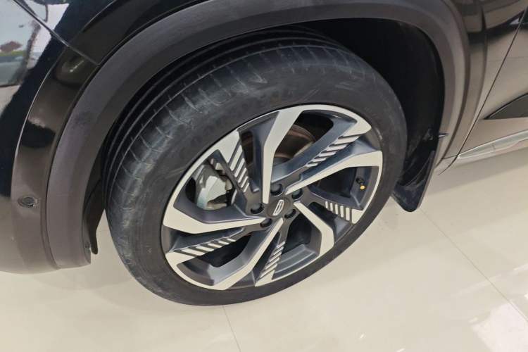 Used Geely Auto Monjaro L 2021 2.0TD DCT EVO Two-Wheel Drive Smart Luxury Version Left Front Wheel Hub