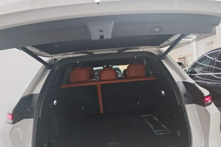 Used Li Auto L6 2024 Max Trunk