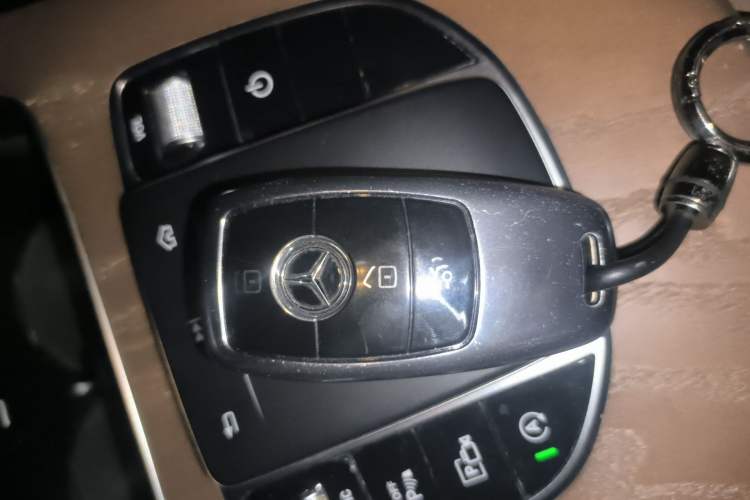Used Mercedes-Benz E-Class 2020 E 300 L Stylish Model Vehicle Key