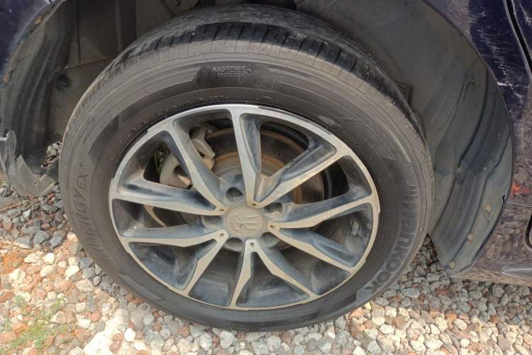 Used BYD Song MAX 2018 1.5T Automatic Smart Connect Luxury 6-Seater Right Rear Wheel Hub