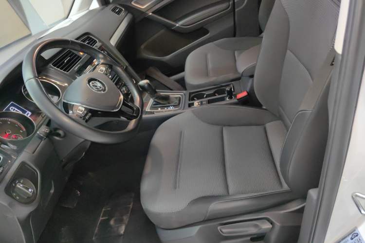 Used Volkswagen Golf 2019 280TSI DSG Comfort Version China VI Standard
