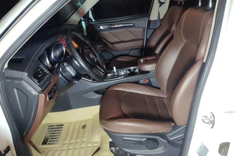 Used Zotye T600 2016 Sport Edition 2.0T DCT Luxury Model
