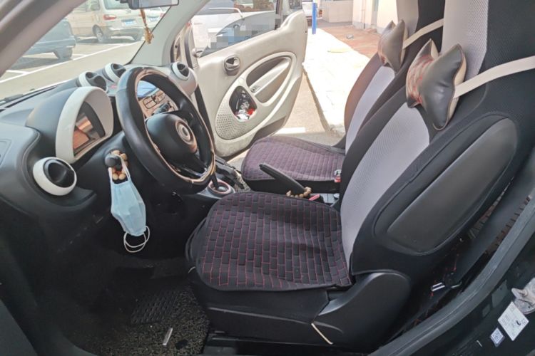 Used smart fortwo 2015 1.0L 52 kW Hardtop Passion Edition
